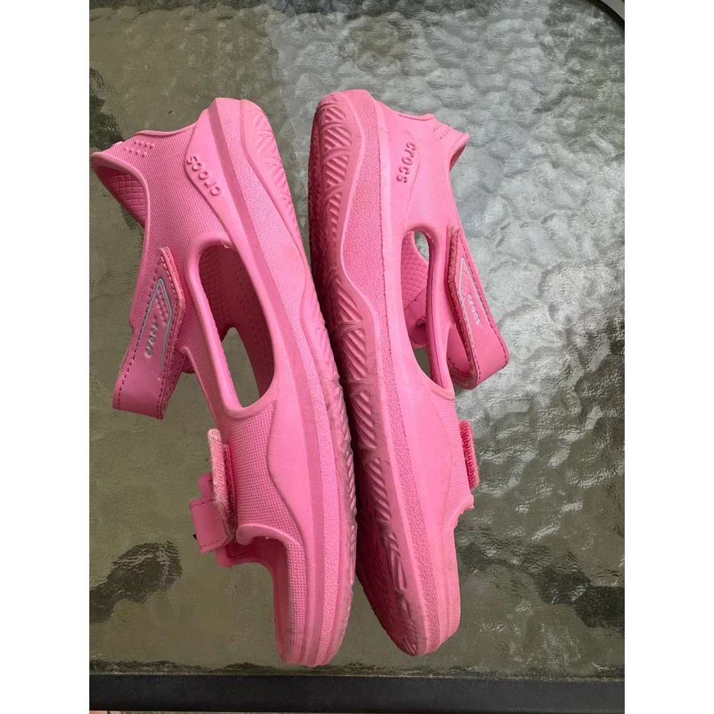 Crocs Sandal Adjustable Strap Pink Sandals Comfortable Kids Size Junior 1